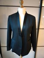 Blazer von H&M  schwarz festlich Gr. 44 eher 42-Nie getragen! Dithmarschen - Meldorf Vorschau