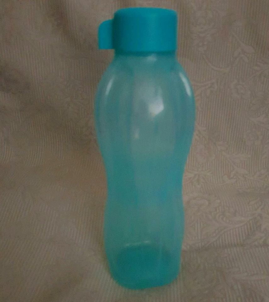 Tupperware Eco Trinkflasche 750ml in Hamburg