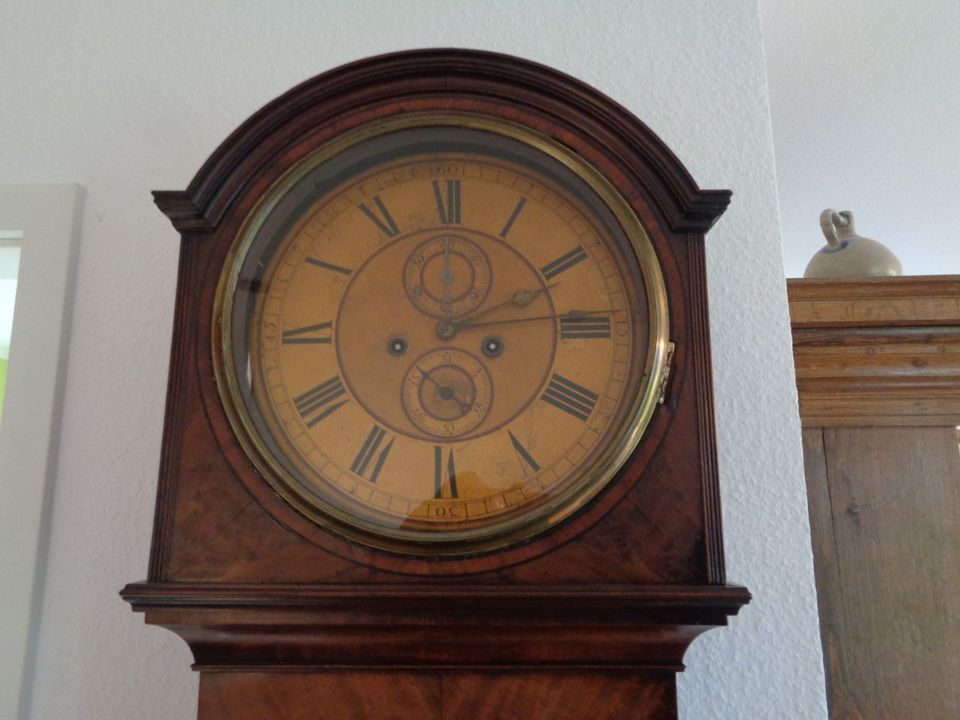 Original englische Standuhr in Mahagonieholz von 1800 in Gievenbeck