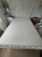 IKEA Bett + Hochwertige Matratze zu verkaufen Lindenthal - Köln Lövenich Vorschau