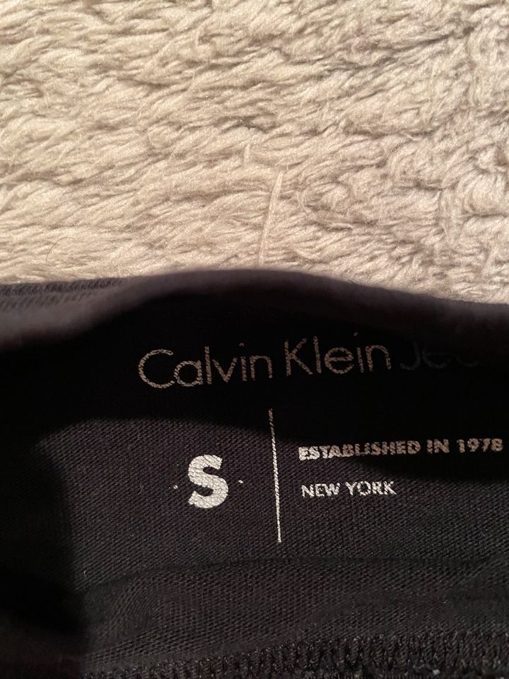 Shirt von Calvin Klein, Größe S in Wuppertal