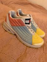 Tommy Hilfiger Schuhe Nordrhein-Westfalen - Selm Vorschau