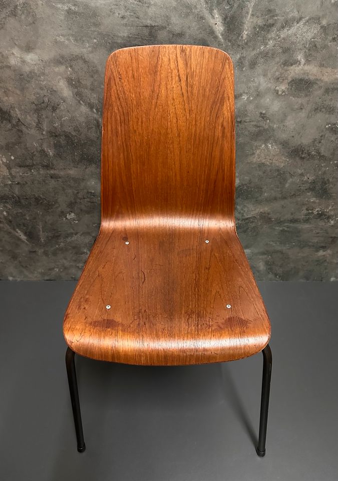 Teak Stühle Vintage Retro Teakholz Stuhl Stapelstühle Dänisch in Bruchköbel