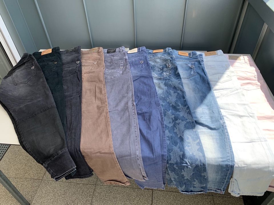 10„PLEASE"Jeans-Hosen,XXS-XS-S,passen wie S in Bonn - Kessenich | eBay  Kleinanzeigen ist jetzt Kleinanzeigen