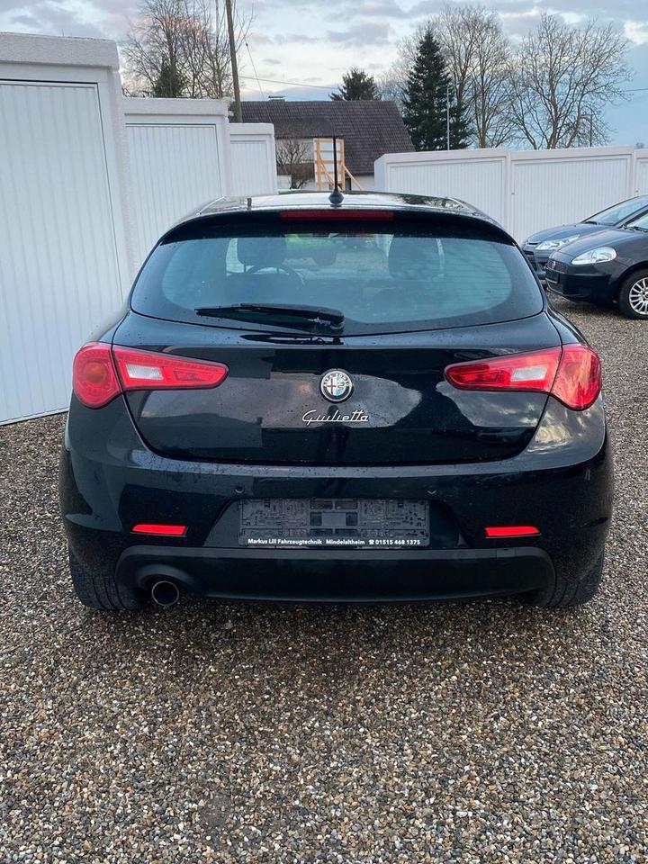 Alfa Romeo Giulietta Turismo Diesel 4,4l/100  Alu Navi SHZ in Dürrlauingen