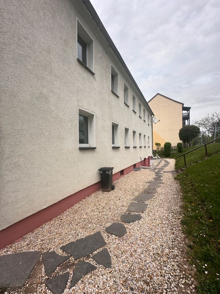 Renovierte zweieinhalb Zimmer Mietwohnung in Glauchau
