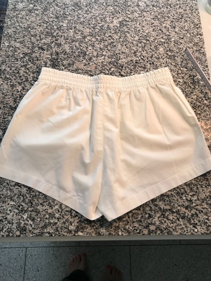 helle Herren-Shorts von Etirel in München