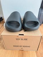 Yeezy Slide Onyx-EU 42 Berlin - Steglitz Vorschau