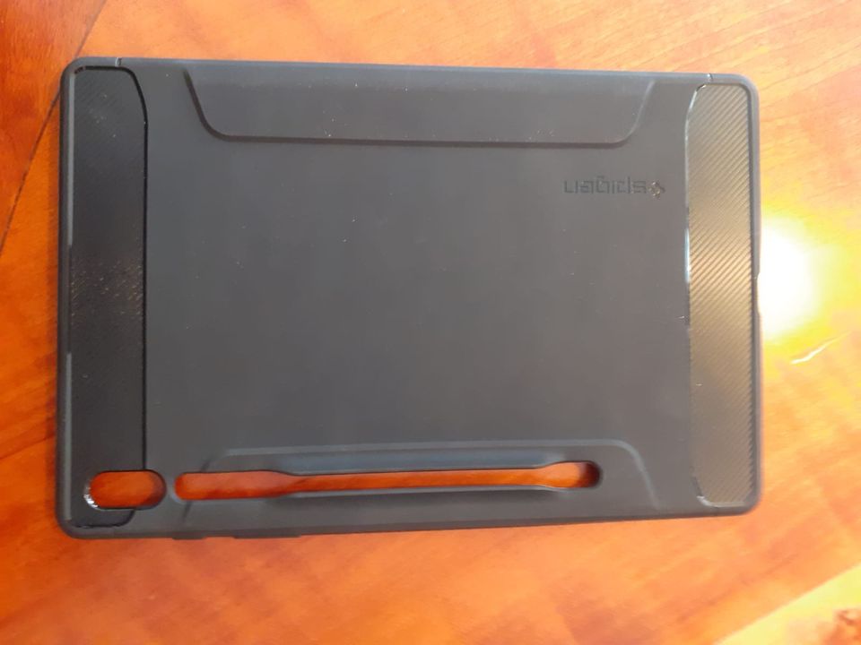 Cover Hülle Samsung S6 Tablet Tab in schwarz von SPIGEN in Mindelheim