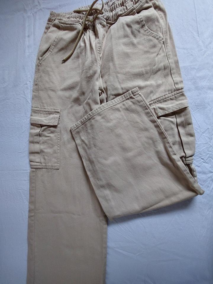 Hosen für das Frühjahr & Sommer, 4er Set, Größe XS, Mädchen in Irschenberg