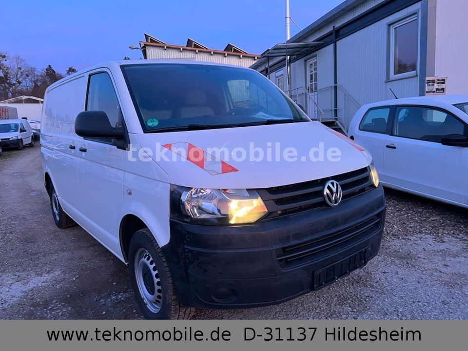 Volkswagen T5  2.0 TDI  EURO 5 in Hildesheim