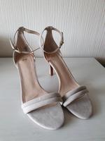 Sandalen Highhells von h&m Größe 39 Bayern - Treuchtlingen Vorschau
