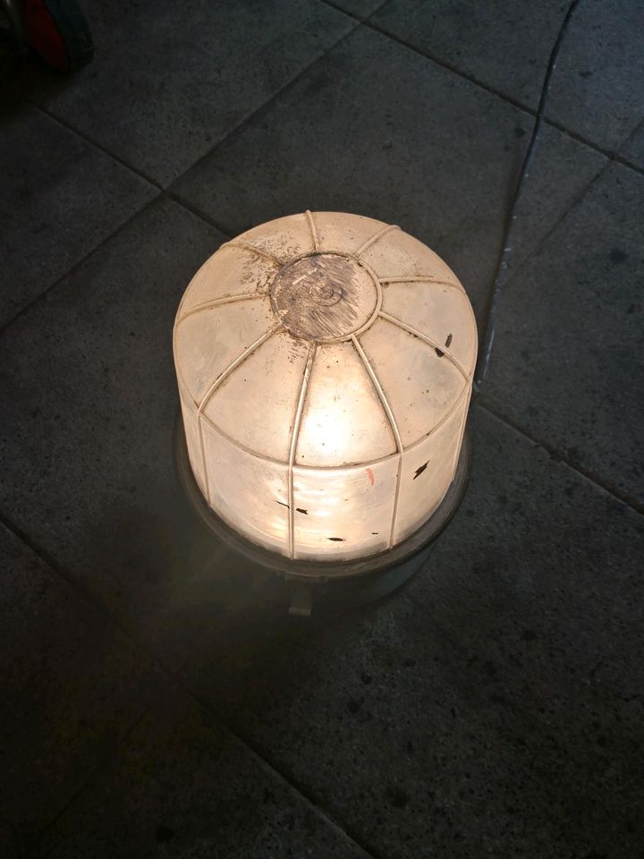 Lampe baulampe campinglampe in Sassenburg