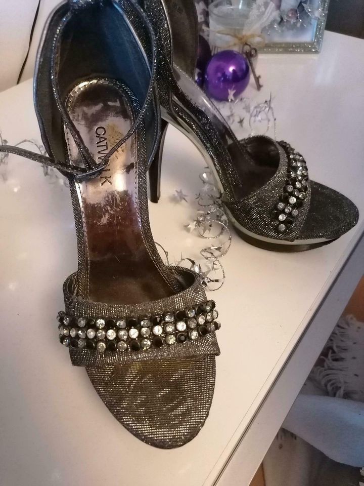 Silvester Schuhe ❤️ Party Highheels Silber Glitzer Gr 39♥️ in Gifhorn