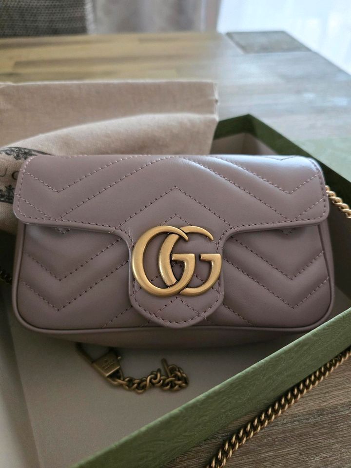 Gucci Supermini GG Marmont 2.0 Beige in Waldbröl