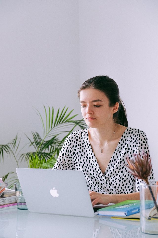 NEBENJOB | STUDENTENJOB | TEILZEIT  | ÄHNLICH WIE EIN MINIJOB in München