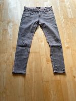 Neu! Jeans von guess Grösse 29 Kr. München - Neubiberg Vorschau