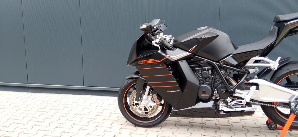 KTM RC8 Black Dark 1. Hand - TOP ZUSTAND in Karlsruhe