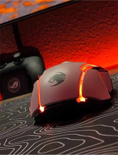 Gaming Mouse Roccat Kone Aimo in Köthen (Anhalt)