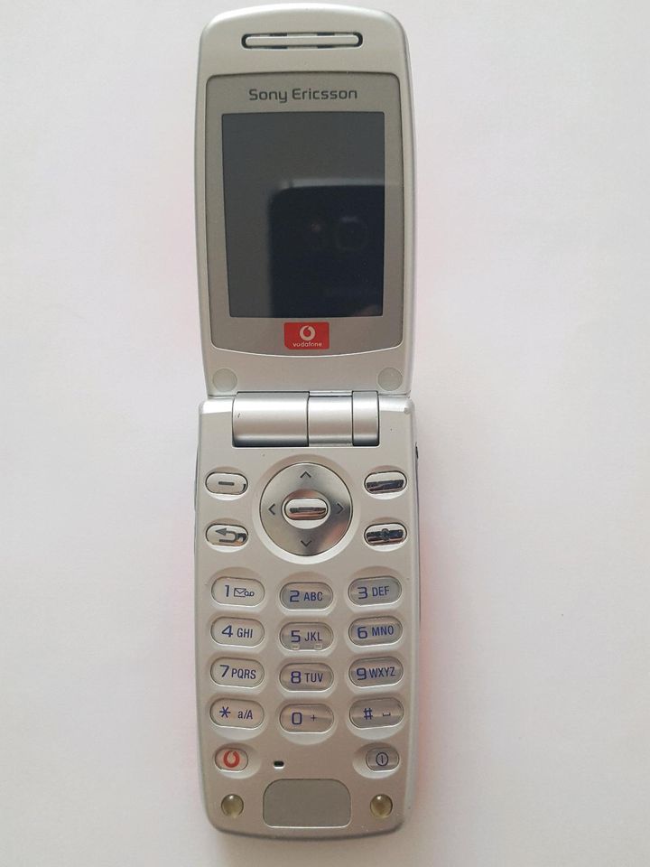 Sony Ericsson Z 600 Klapp Handy in Duisburg