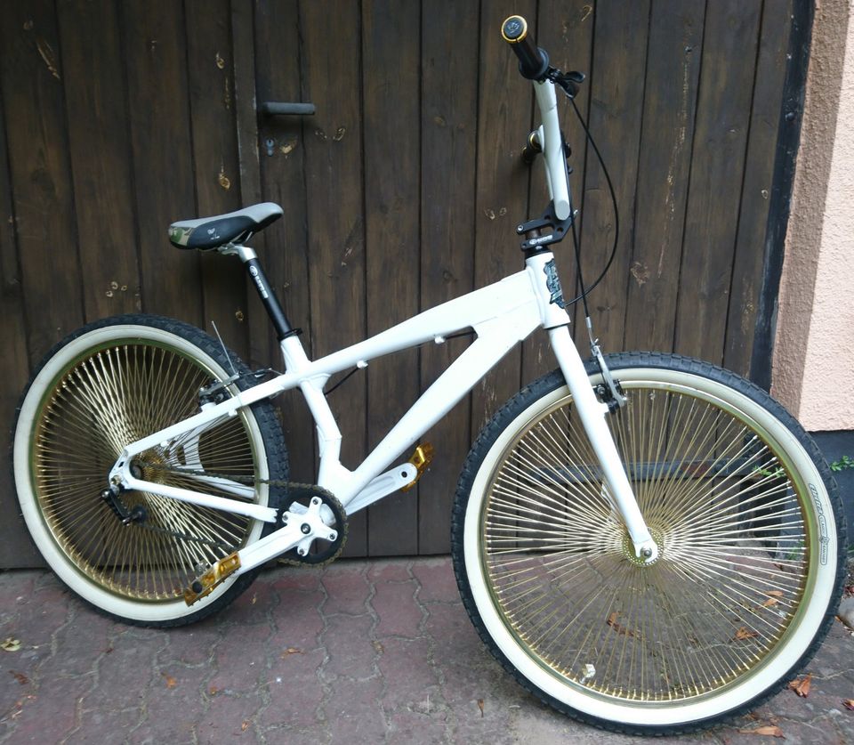 Lowrider Costum Dirt Bike Cruiser Fahrrad Mountain Bike :-) in Königs Wusterhausen