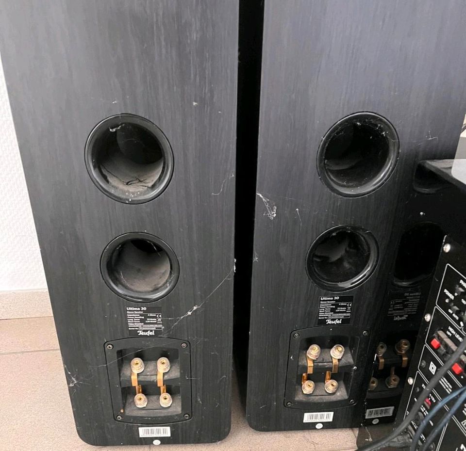 Teufel Boxen Ultima 30 Bass Verstärker Onkyo in Ahrensburg