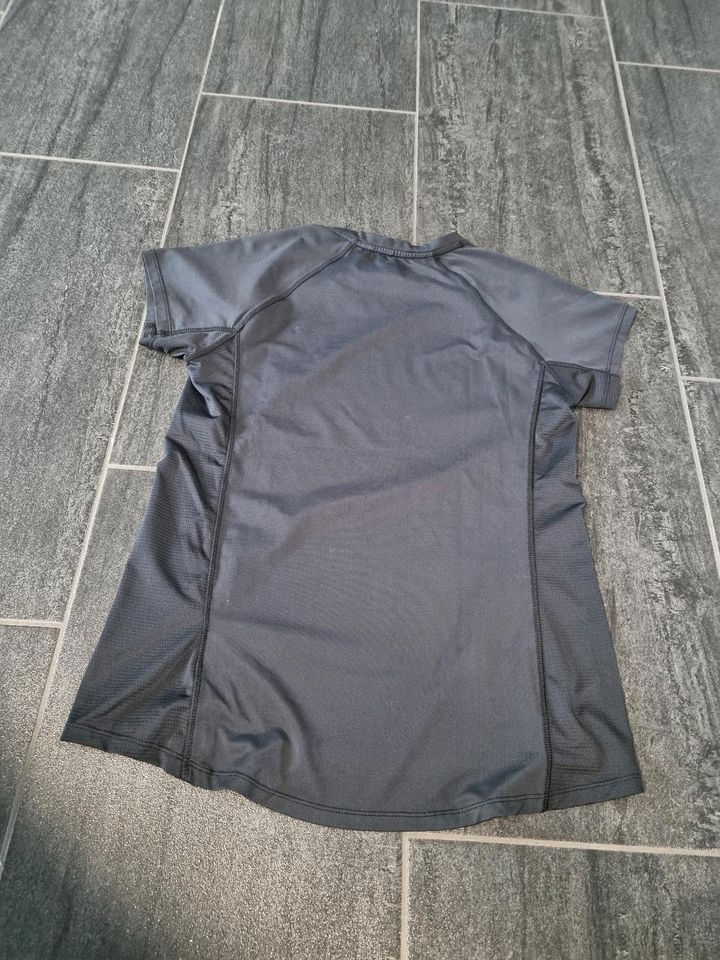 Sport Shirt H&M Größe M 38 schwarz in Bocholt