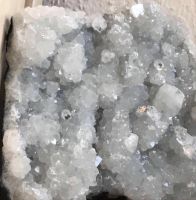 2 Kilo Mineralien Sammlerstufe Druse Apophyllit xx Quarz Kristall Sachsen - Torgau Vorschau