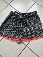 Primark Shorts Mädchen Gr.146 Niedersachsen - Helmstedt Vorschau