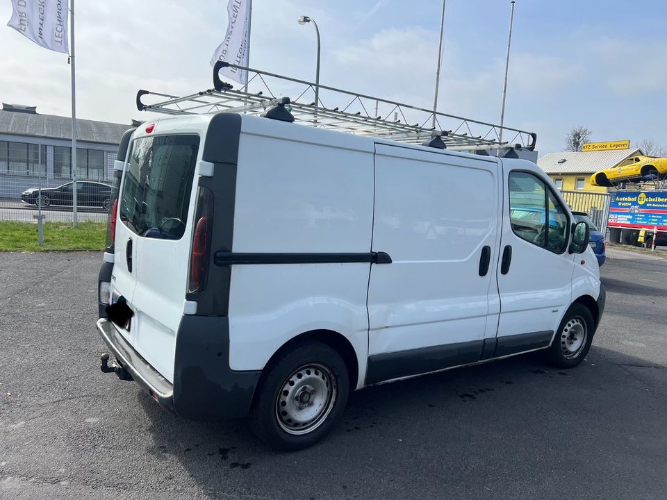 Opel Vivaro Kasten L1H1 2,9t in Bovenden