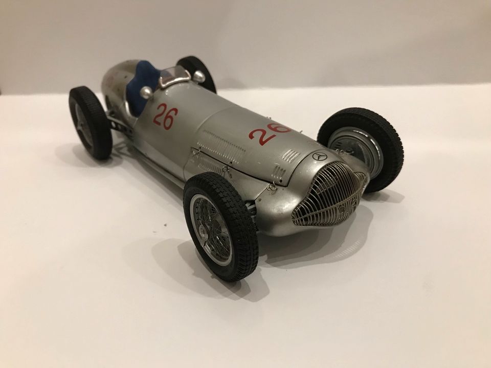 CMC Mercedes-Benz W154 #26 Sieger v. Frankreich 1:18 M-039 defekt in Ochtendung