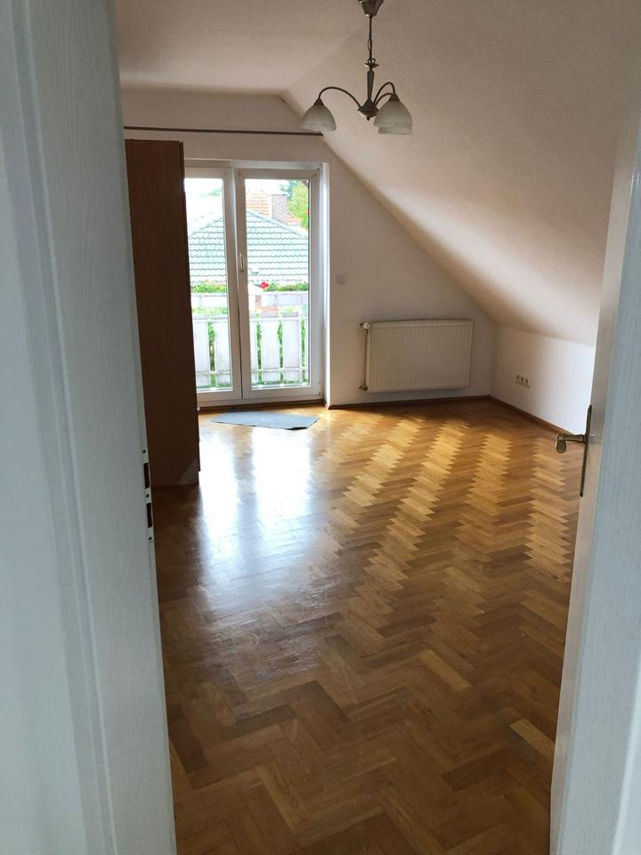 Sehr schöne, helle 3-ZKBB-Wohnung in einem Zweifamilienhaus in Peine