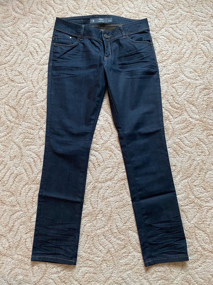 Jeans Catie Slim fit Gr. 28 / 30 dunkelblau in Brotterode