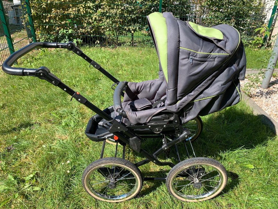 Kinderwagen und Babyschale Maxicosi in Chemnitz