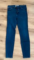Zara skinny Jeans high waist premium dunkelblau 38 Baden-Württemberg - Salem Vorschau