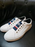 Nagelneu Hilfiger Sneaker Gr. 38, unbenutzt Schwerin - Lankow Vorschau