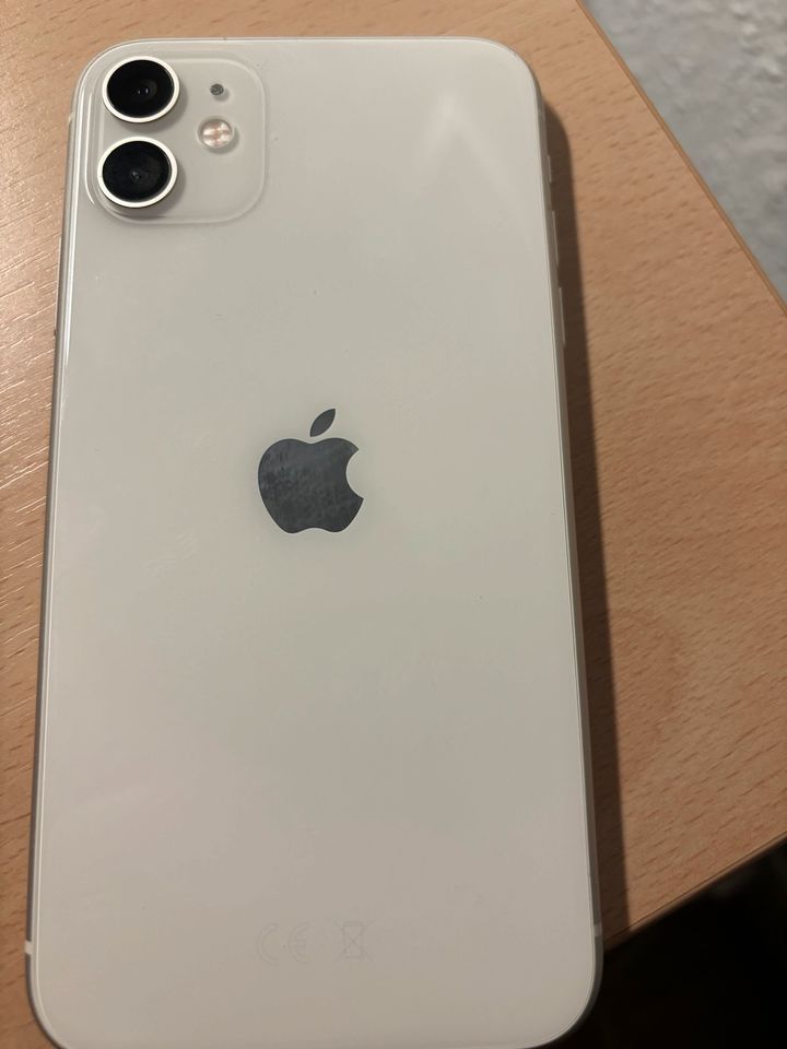 iPhone 11        128gb in Heilbad Heiligenstadt