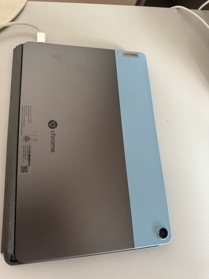 LENOVO IdeaPad Duet Chromebook CT-X636F Tablet in Köln