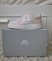 originale Nike Air Force 1 '07 Essential holograph pink 38,5 rose Nordfriesland - Husum Vorschau