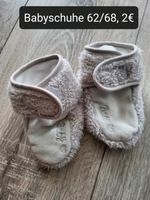 Baby Schuhe Überzieher 62/68 Nordrhein-Westfalen - Titz Vorschau