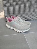 Skechers Damen Sneaker Gr.37  fast Neu Nordrhein-Westfalen - Eschweiler Vorschau