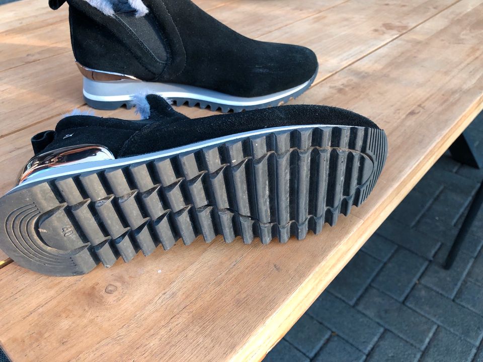 Schuhe von Gioseppo. Gr. 40 schwarz in Willich