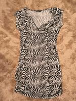 Jersey Mini-Kleid Gr. 34 Bayern - Niederwerrn Vorschau