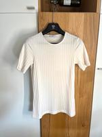 Oberteil / T-Shirt weiß/creme von Pieces XS/S Hessen - Heuchelheim Vorschau
