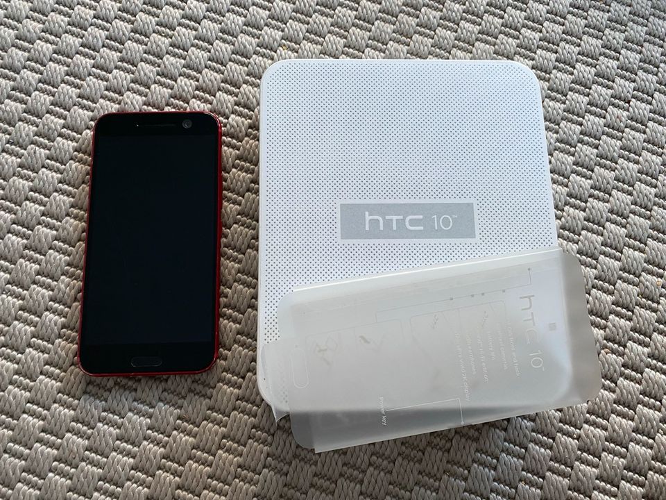 HTC 10 handy 32GB defekt in München