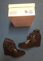 Neu! OVP! Graceland Keilpumps schwarz Gr. 39 Saarland - Mettlach Vorschau