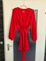 rot leuchtendes, leichtes Kleid, Größe 40/42, ungetragen Niedersachsen - Friedland Vorschau