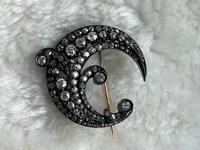 Unikat  Brosche Vintage Brillant Diamanten Gold Silber Antik Nordrhein-Westfalen - Troisdorf Vorschau