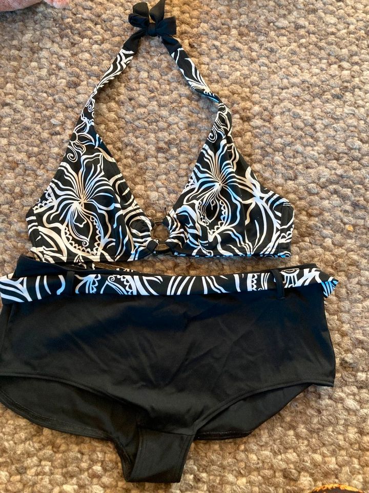 Etirel Bikini schwarz Gr 40 wie neu in Freising