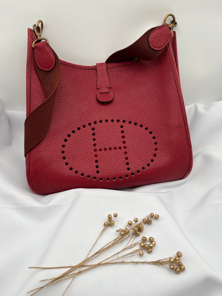 Hermès Evelyne medium model - rotes togo Leder in Frankfurt am Main